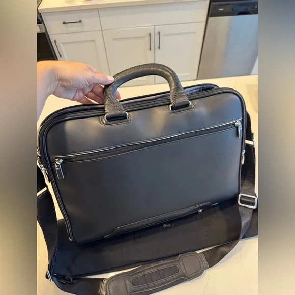 Tumi Narita Slim Black Briefcase - Picture 7 of 14